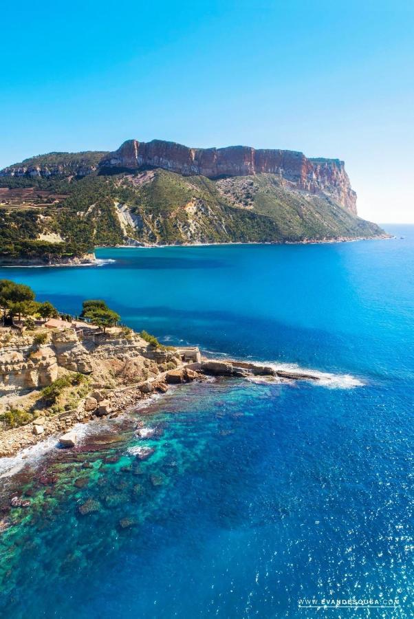 L'ECHO DES FLOTS vue mer Cassis Extérieur photo