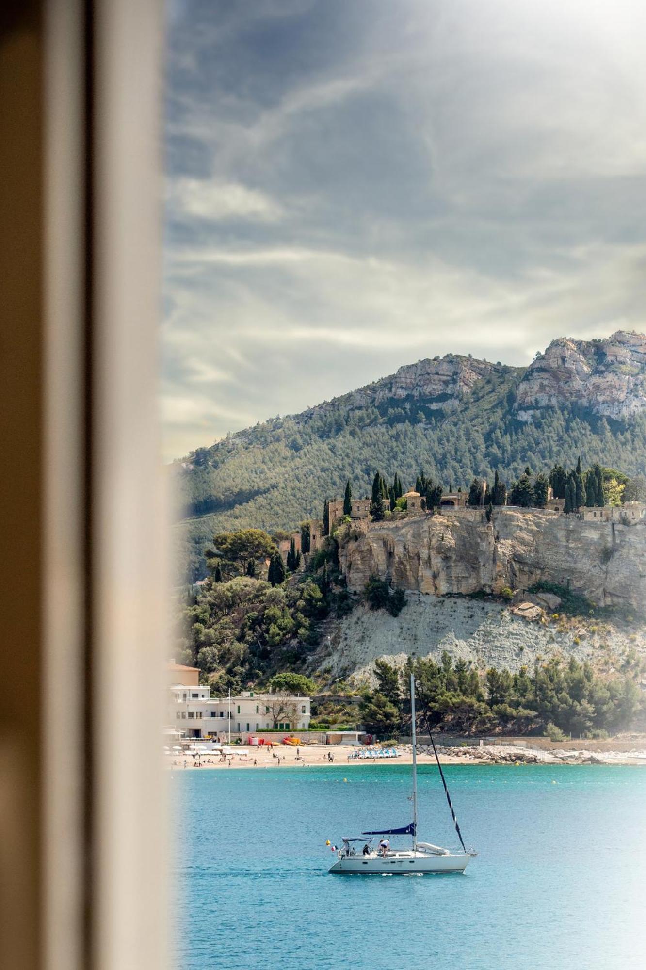 L'ECHO DES FLOTS vue mer Cassis Extérieur photo